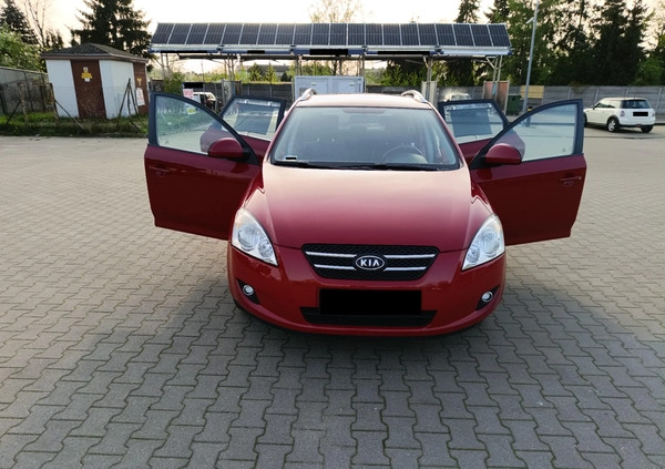 Kia Ceed cena 15500 przebieg: 208000, rok produkcji 2008 z Wągrowiec małe 301